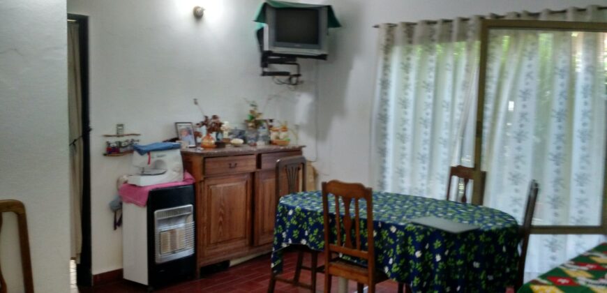 Casa con local comercial sobre Ruta 14 en Los Hornillos