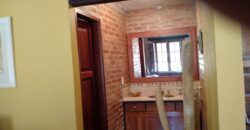 (Alq temp) Chalet de 2 plantas con pileta en El Huaico, Las Calles