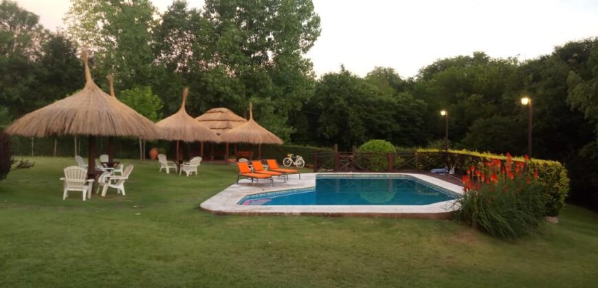 4 cabañas con chalet y pileta a 50 mt del río en Mina Clavero