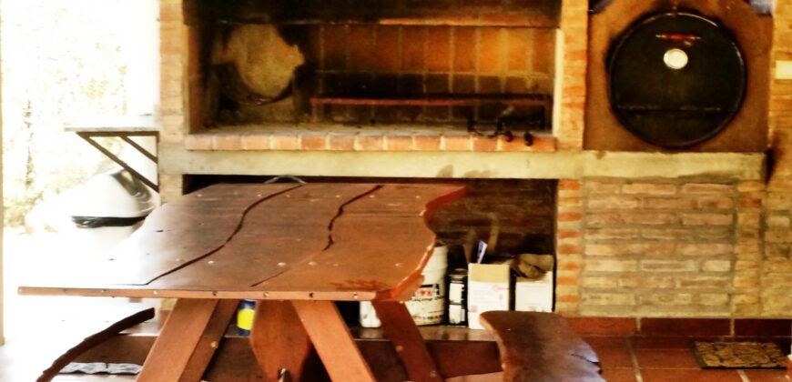 (Alq temp) Chalet de 2 plantas con pileta en El Huaico, Las Calles