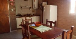 4 cabañas con chalet y pileta a 50 mt del río en Mina Clavero