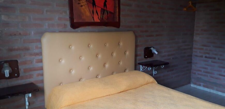 4 cabañas con chalet y pileta a 50 mt del río en Mina Clavero