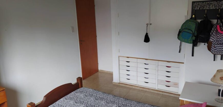 4 cabañas con chalet y pileta a 50 mt del río en Mina Clavero