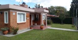 4 cabañas con chalet y pileta a 50 mt del río en Mina Clavero