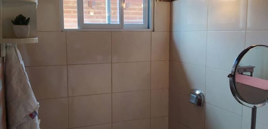 4 cabañas con chalet y pileta a 50 mt del río en Mina Clavero