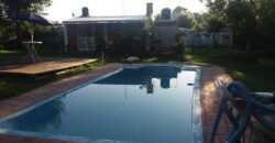 2 casas con pileta sobre ruta en Nono