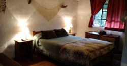 Complejo de 2 cabañas y pileta con lindas vistas