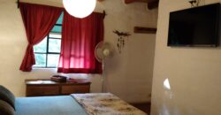 Complejo de 2 cabañas y pileta con lindas vistas