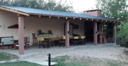 Hotel a metros del río Mina Clavero