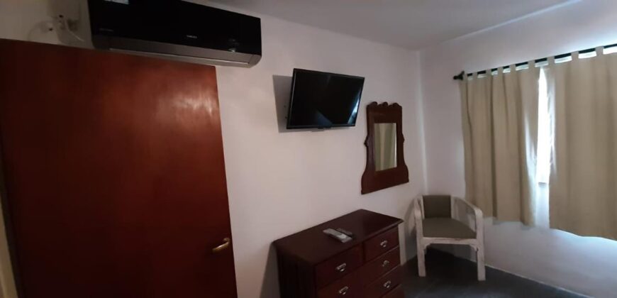 Hotel a metros del río Mina Clavero
