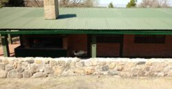 Casa de campo con pileta y lindas vistas en Panaholma