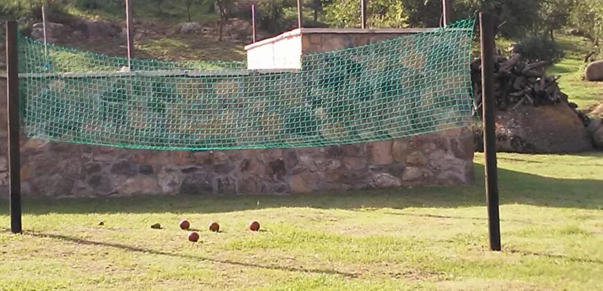 Casa de campo con pileta y lindas vistas en Panaholma