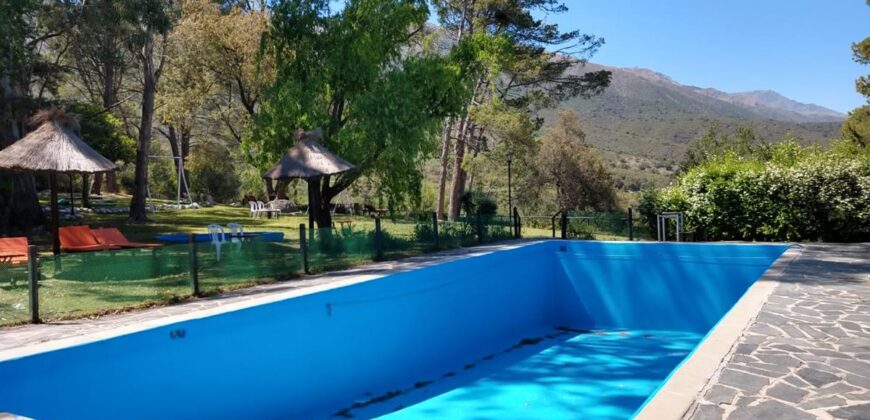 Hostería en Los Hornillos con vistas únicas
