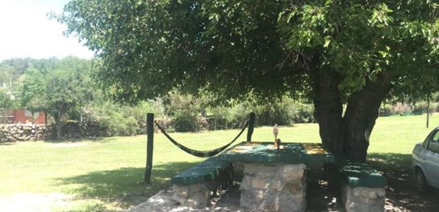 Casa de campo con pileta y lindas vistas en Panaholma