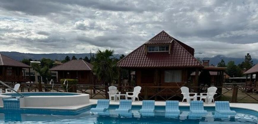 Espectacular complejo de cabañas con pileta climatizada en Nono