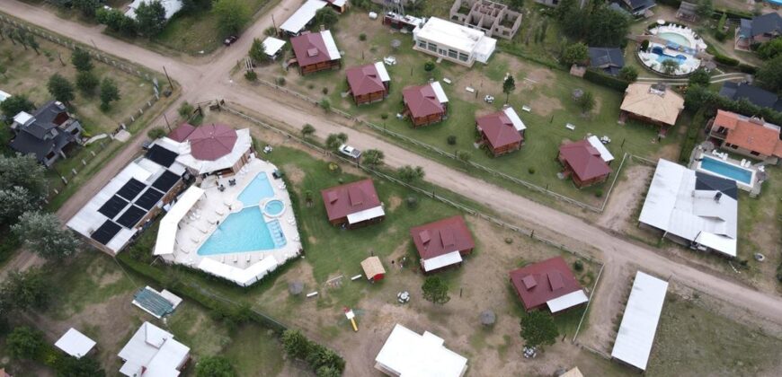 Espectacular complejo de cabañas con pileta climatizada en Nono
