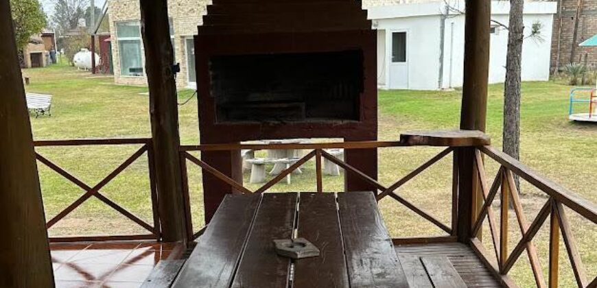 Espectacular complejo de cabañas con pileta climatizada en Nono