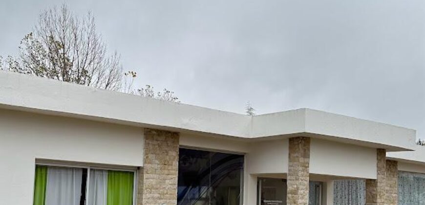 Espectacular complejo de cabañas con pileta climatizada en Nono