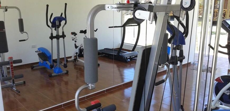 Espectacular complejo de cabañas con pileta climatizada en Nono