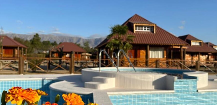 Espectacular complejo de cabañas con pileta climatizada en Nono
