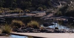 Hotel a metros del río Mina Clavero