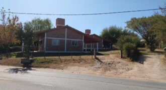 Complejo de 4 cabañas a 30 mt del río en San Lorenzo