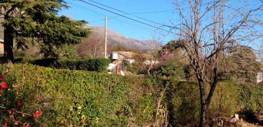 Chalet sobre ruta en Los Hornillos