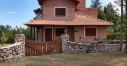 Espectacular !!! chalet 2 plantas con piscina en barrio residencial de Nono