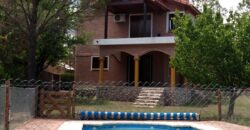 Espectacular !!! chalet 2 plantas con piscina en barrio residencial de Nono