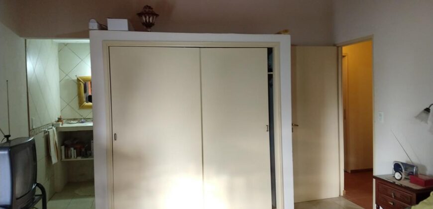Espectacular !!! chalet 2 plantas con piscina en barrio residencial de Nono