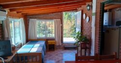Casa con cabaña y depto en Barrio residencial Nono