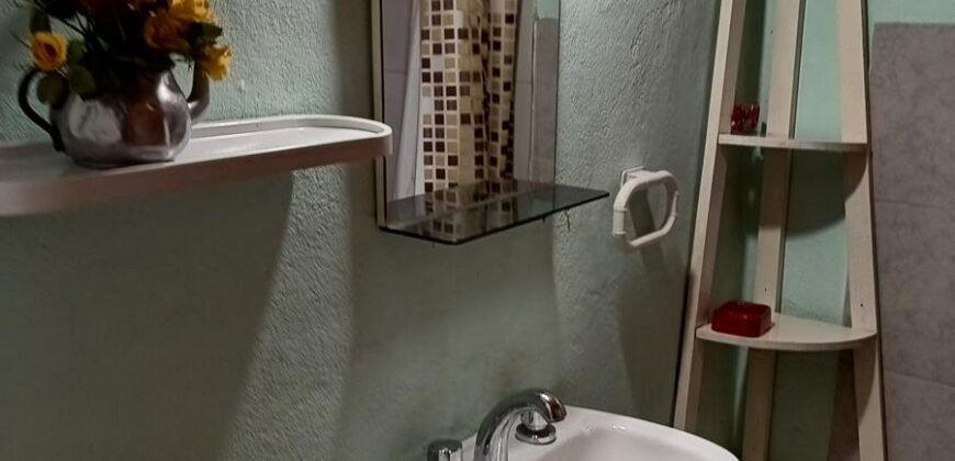 Casa con cabaña y depto en Barrio residencial Nono