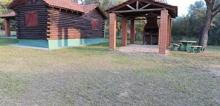 Complejo de 2 cabañas de tronco en Nono