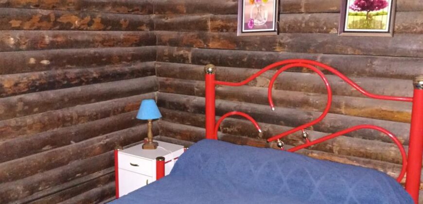 Complejo de 2 cabañas de tronco en Nono