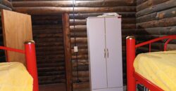Complejo de 2 cabañas de tronco en Nono