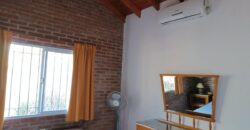 Chalet 3 dorm con amplio parque y vista a las sierras
