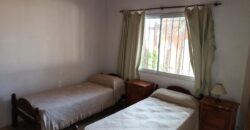 Chalet 3 dorm con amplio parque y vista a las sierras