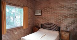 Chalet 3 dorm con amplio parque y vista a las sierras