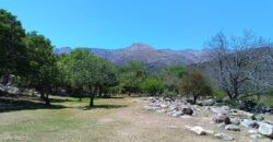 Chalet con cabaña, acequia y pileta con vistas únicas en la reserva de Los Hornillos