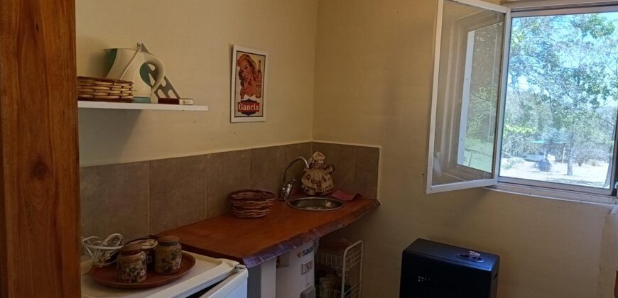 Chalet con cabaña, acequia y pileta con vistas únicas en la reserva de Los Hornillos