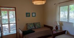 Chalet con cabaña, acequia y pileta con vistas únicas en la reserva de Los Hornillos