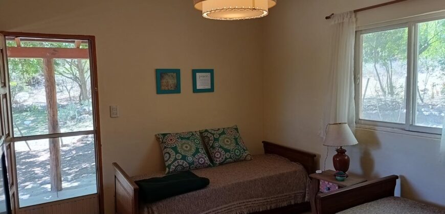 Chalet con cabaña, acequia y pileta con vistas únicas en la reserva de Los Hornillos