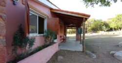 Chalet con cabaña, acequia y pileta con vistas únicas en la reserva de Los Hornillos