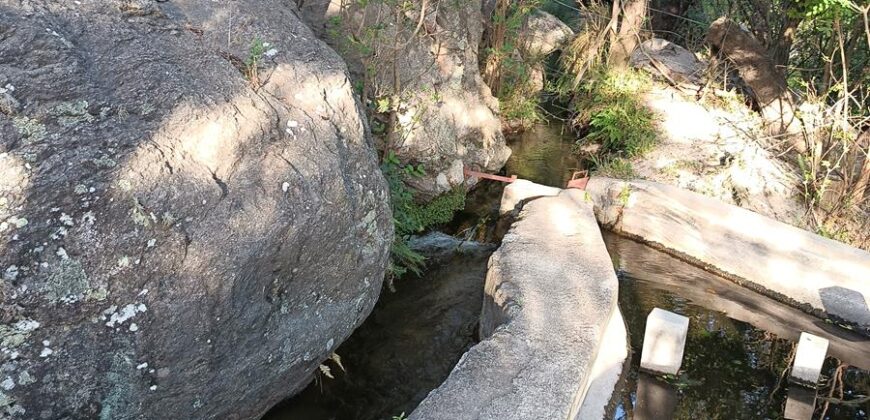 Chalet con cabaña, acequia y pileta con vistas únicas en la reserva de Los Hornillos