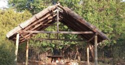 Chalet con cabaña, acequia y pileta con vistas únicas en la reserva de Los Hornillos