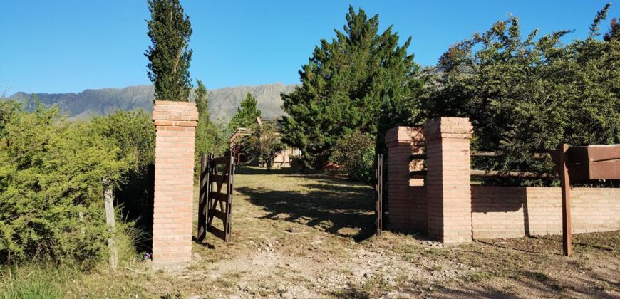 Chalet con pileta en Las Rabonas con lindas vistas