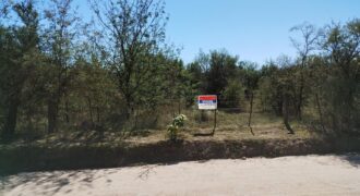 Espectacular sitio con costa de río a 10 cuadras de la plaza en Nono