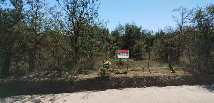 Espectacular sitio con costa de río a 10 cuadras de la plaza en Nono