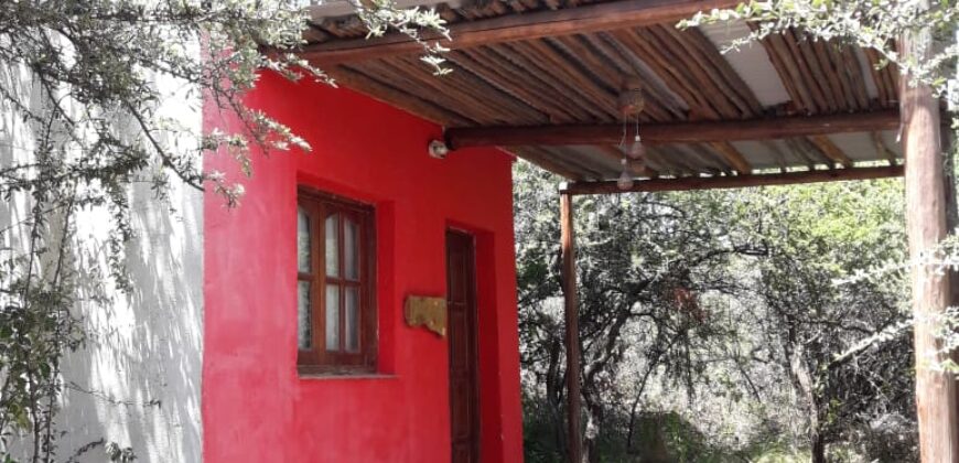 Complejo De Cabañas Y Monoambientes Con Pileta En Las Rabonas