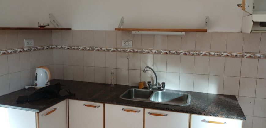 Hermoso chalet 2 plantas con quincho en Barrio Residencial Mina Clavero